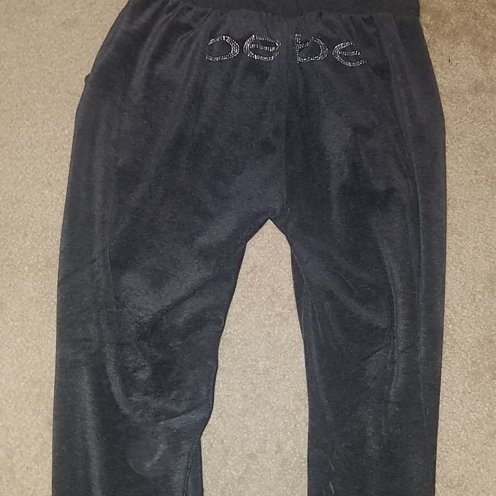 Bebe lounge pants med